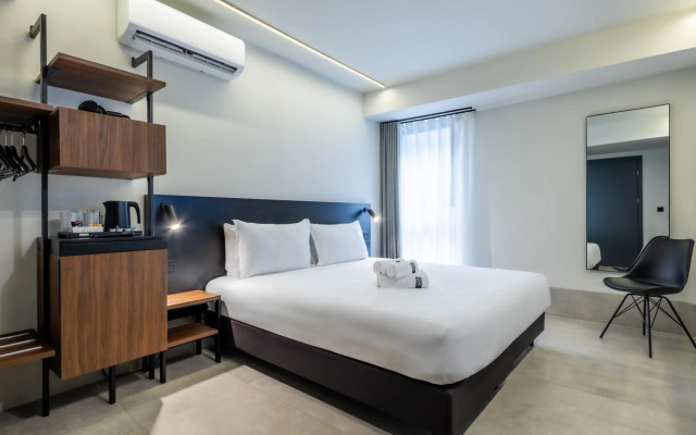 Onyx Hotel