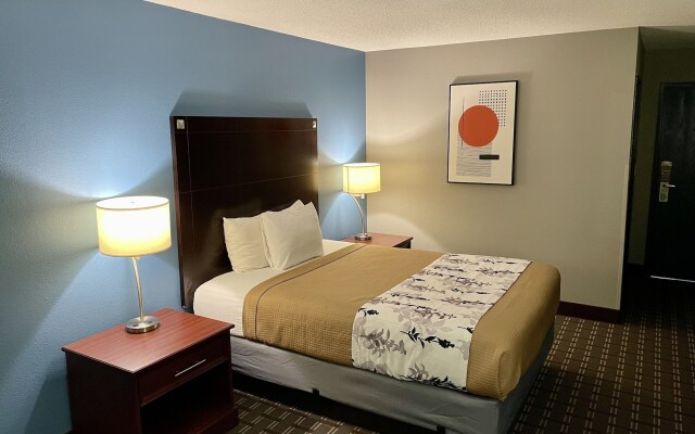 American Inn Cedar Rapids South