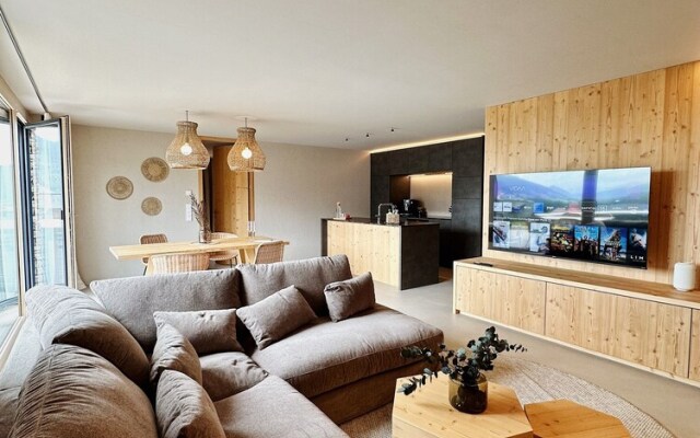 4 Monkeys Apartments