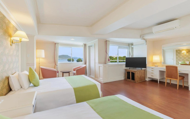 Wan Wan Paradise Toba – Guest Rooms – Toba