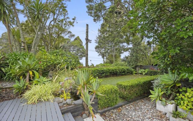 Tranquil Bush Haven - Gardens - Bayview