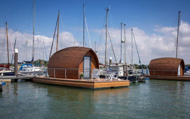 Sea Breeze Ark 900 Boat