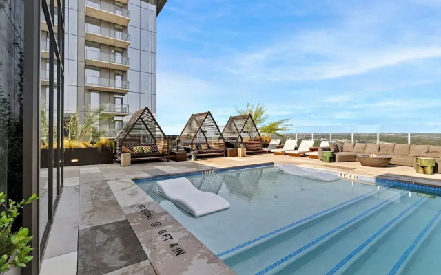 New 1BR Condo on Rainey St-Rooftop Pool
