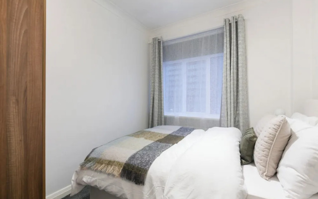 Perfectly Located Apartment Above Tube Station