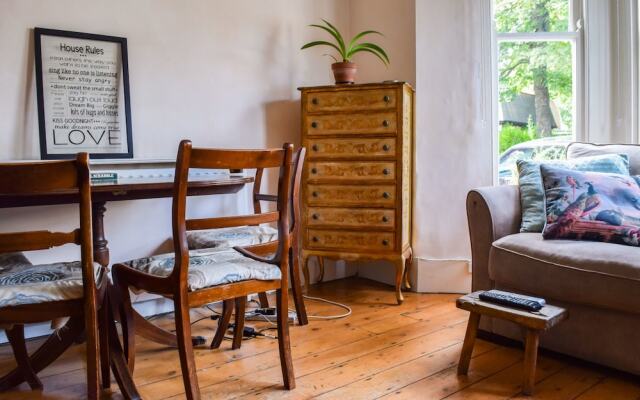 Tranquil 1 Bedroom Oasis in London With Garden