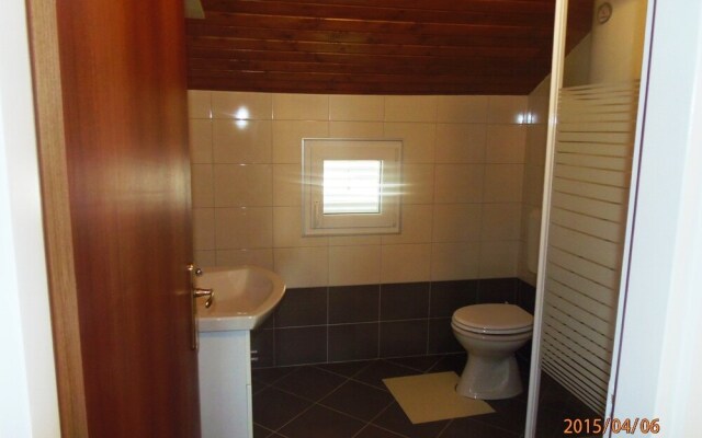 Apartments Milka Brodarica