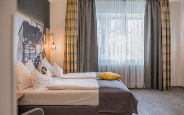 Levy's Rooms & Breakfast