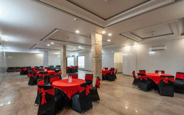 Hotel Florence and Banquets By Elite Sol