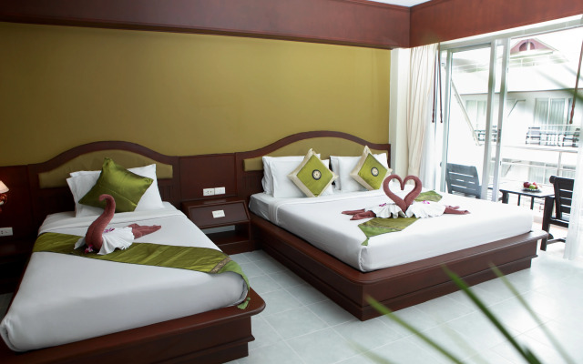 Samui First House Hotel