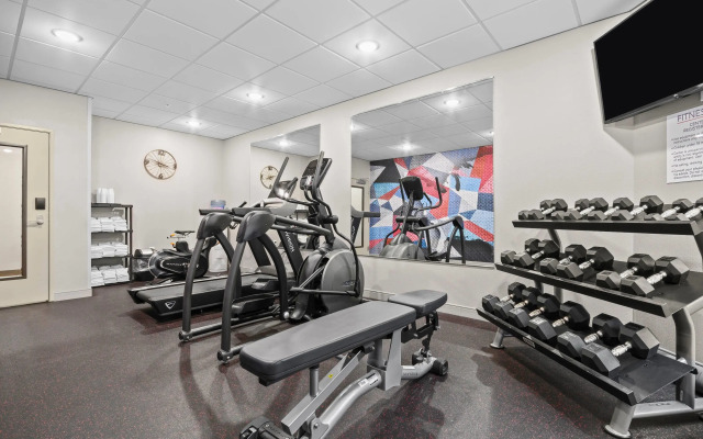 AmericInn by Wyndham International Falls