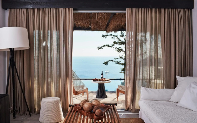 Myconian Utopia Relais & Chateaux