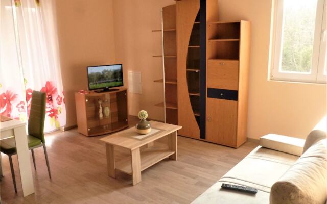 Apartments Lea by the Pebble Beach Jaz