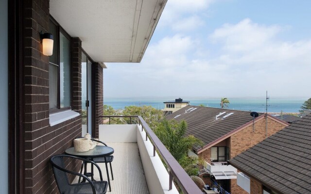 Bellevue, Unit 7/4 Donald Street