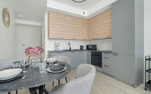 Apartment With 3 Bedrooms by Renters