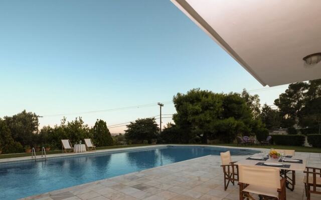 Sublime Luxurious homm Villa in Paiania