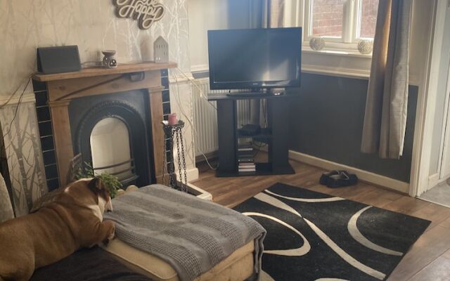 Charming 1-bed House in Birmingham