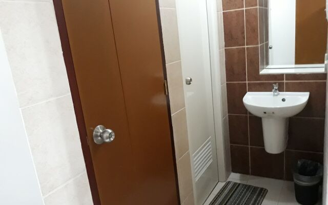 HMV City Gold Hotel