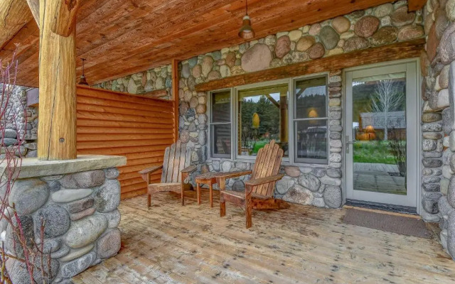 Rainbow Ranch Lodge