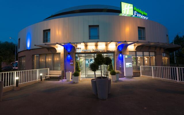 Holiday Inn Express Paris - Velizy, an IHG Hotel