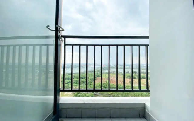 Comfy And Simply Look Studio Room Sayana Bekasi Apartment