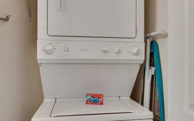 Spinnaker Pointe Unit 4B