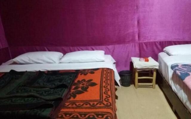 Nomad Bivouac (Adults Only)