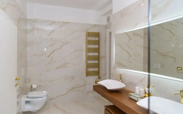 Golden palace luxury guest house