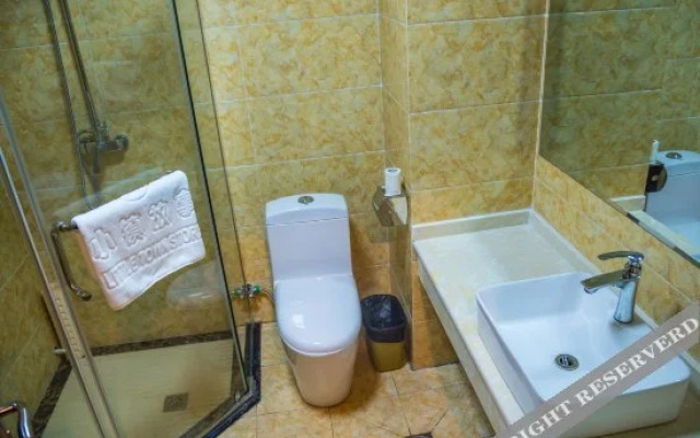 Xiaozhen Gushi Holiday Hotel