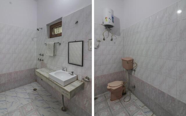 OYO 61877 Kamakshi inn