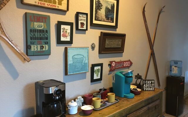 The Lodge at Lazy Bear Retreat