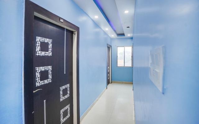 Super Townhouse Butler Road Near Maripur Chowk