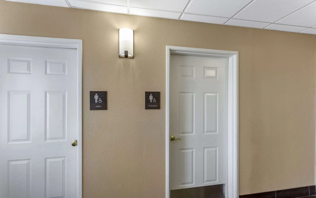 Comfort Inn Gurnee near Six Flags