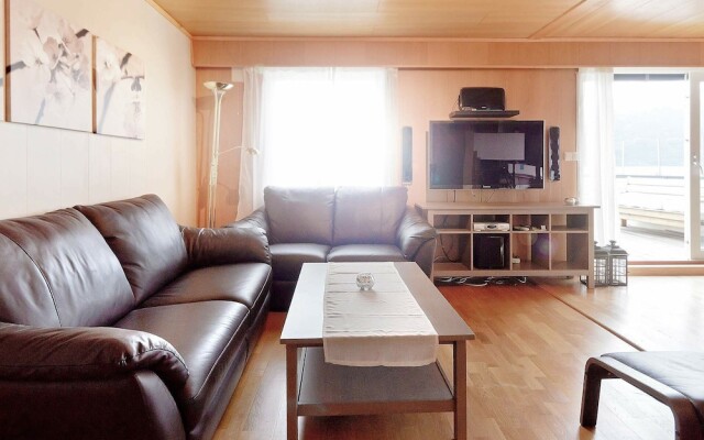 10 Person Holiday Home in Kjølsdalen