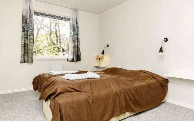 6 Person Holiday Home in Hadsund