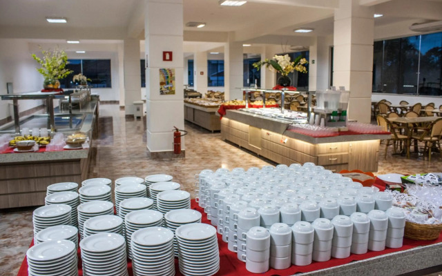 Lacqua diRoma Hotel com Parque Aquático 24 horas