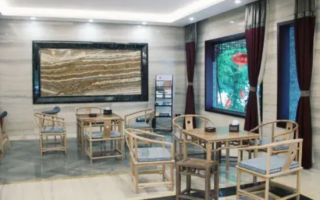 Yueliangwan Yinxiang Hotel