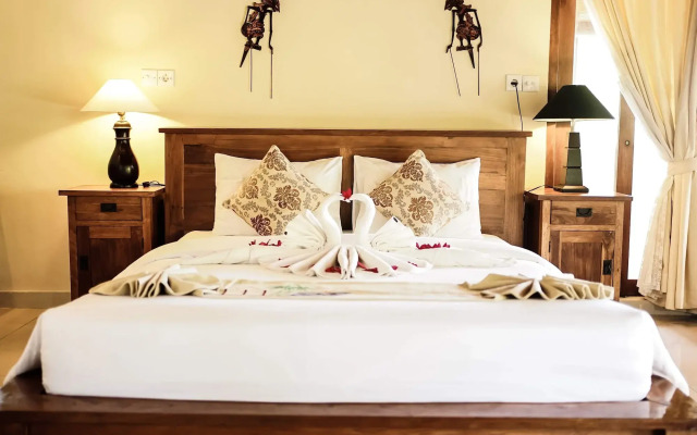 Amed Cafe & Hotel Kebun Wayan
