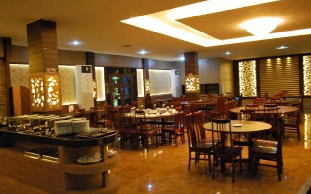 Pelangi Hotel & Resort