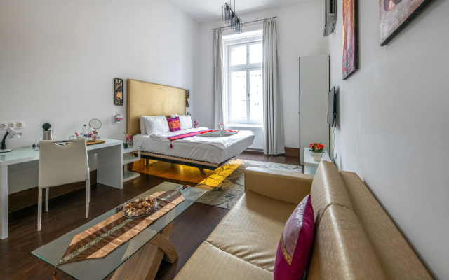 Andrassy Thai Hotel