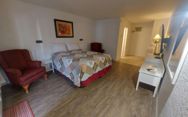 Granby River Inn  Suites