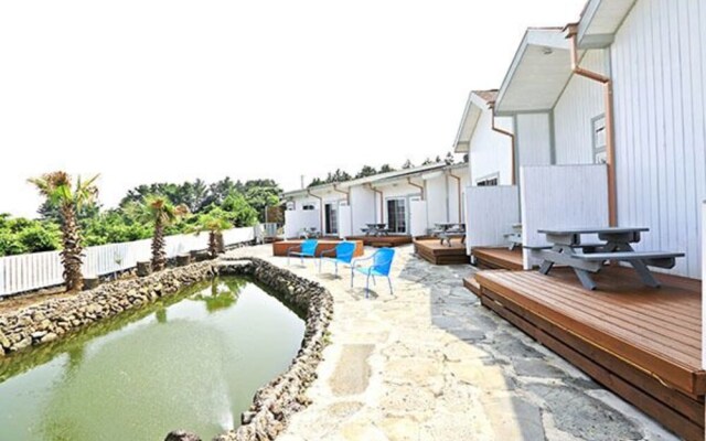 Seogwipoag House Pension