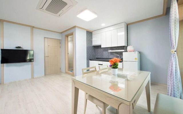 Persimmon Tree Pension