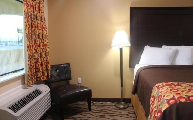 Express Inn & Suites - Bush Airport