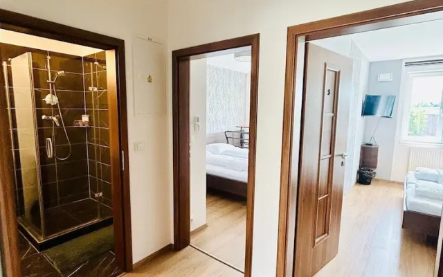 Villa many rooms with Free Parking