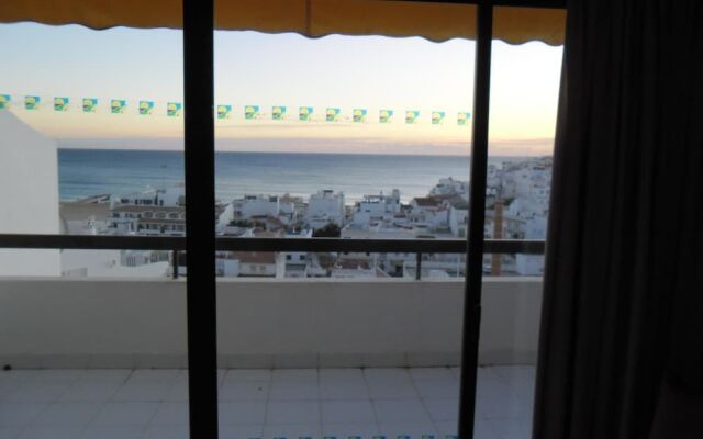 Albufeira Sea View by Rentals in Algarve (51)