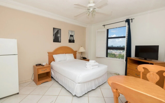 487 Partial Ocean View Hollywood