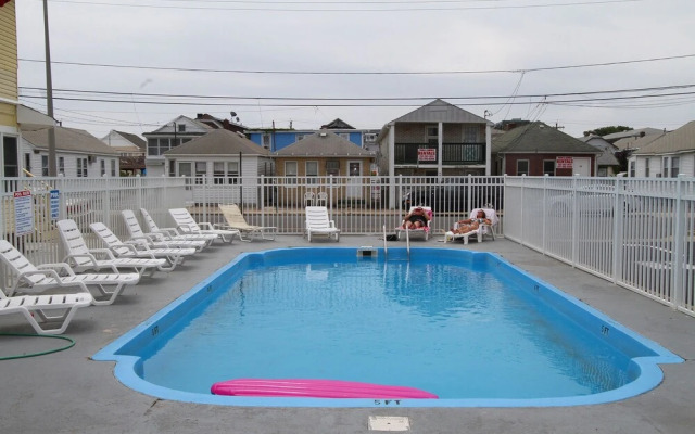 Dry Dock Motel
