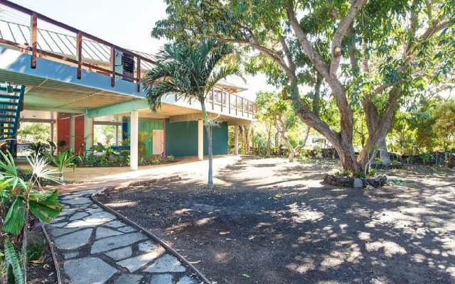 Hale Ke Aluala by RedAwning