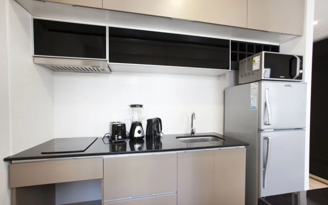 Le Montreal Apartments