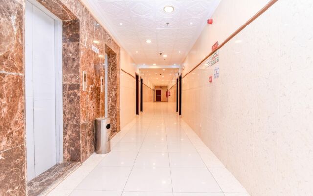 OYO 219 Dewan Al Mokhtar Furnished Apt